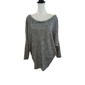 White House Black Market Small Black and White 3/4 sleeve top